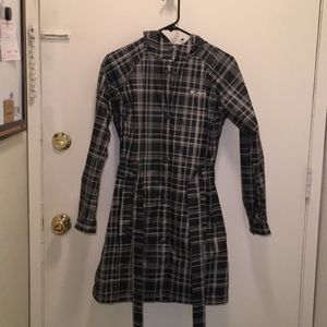 Women’s XS Long Columbia Raincoat